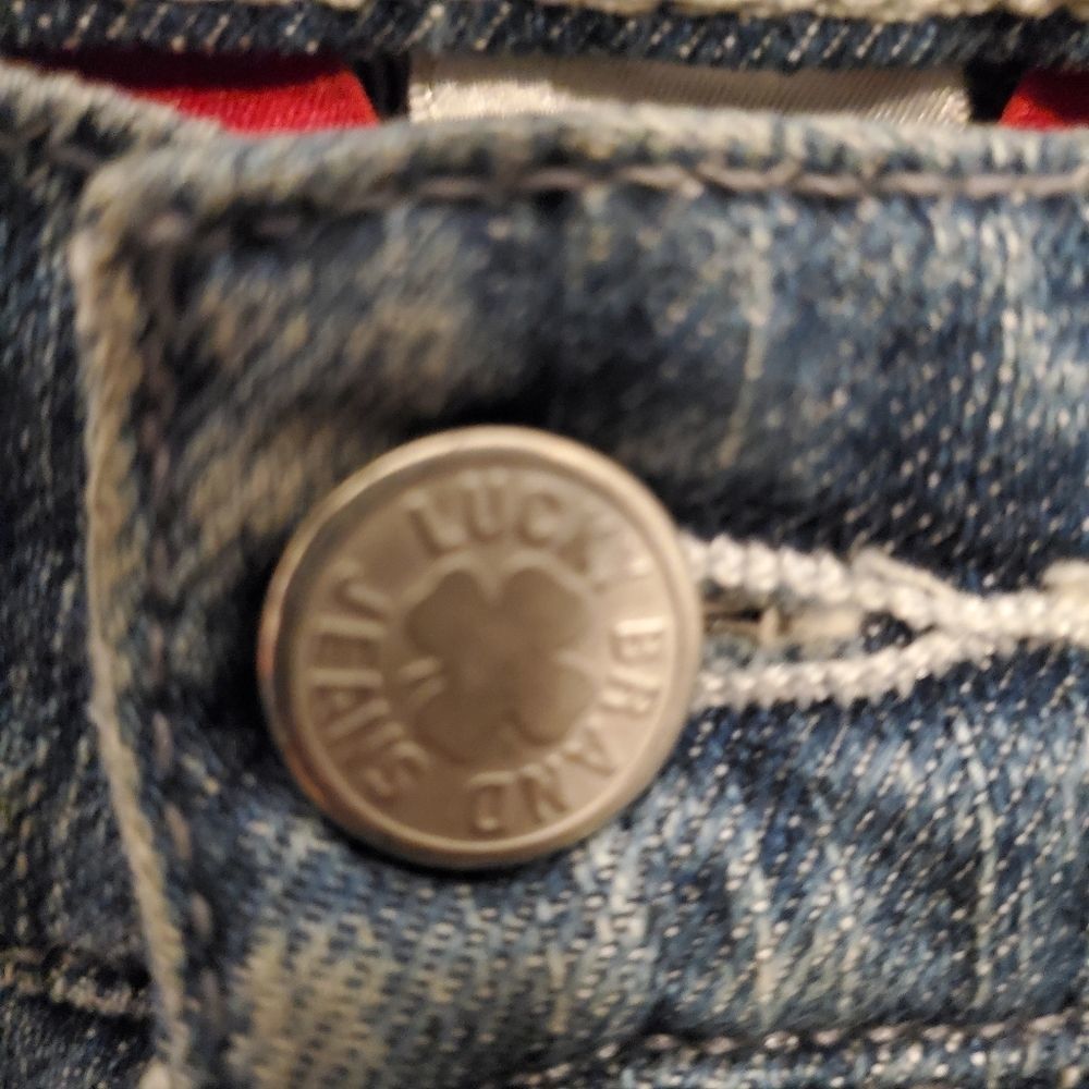 𝅺lucky Brand  Womens Capri Jeans 8/29 - Picture 3 of 8